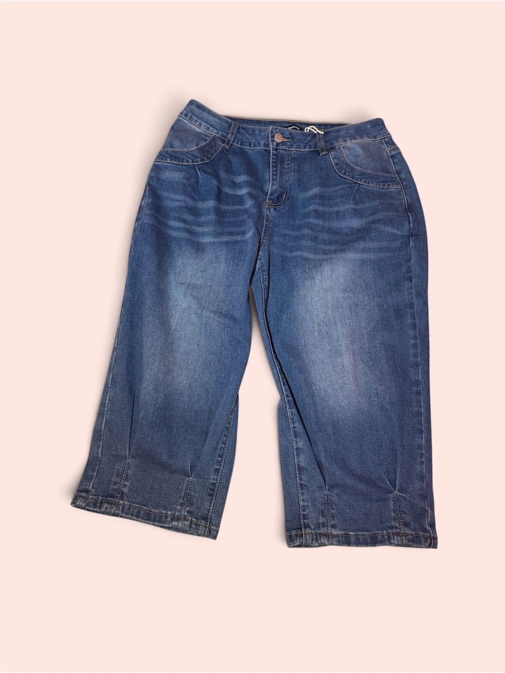 Relaxed Fit women Denim Capri Jeans — Indigo Blue